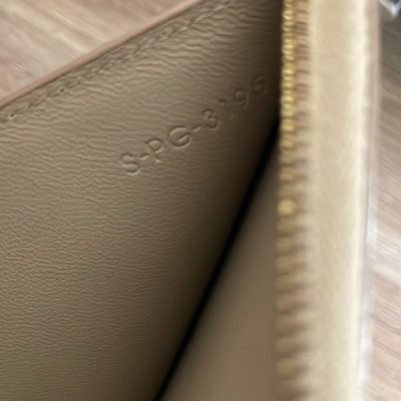 CELINE Leather Coin Pouch - Picture 13 of 13